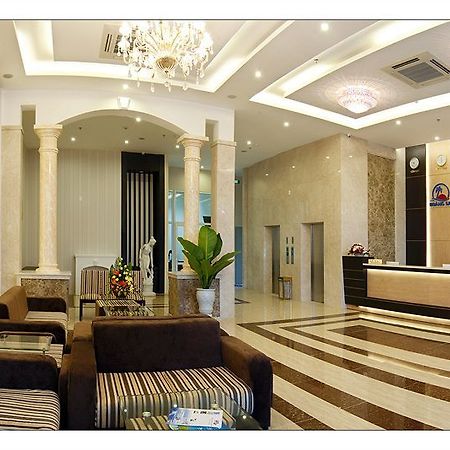 Hoang Sa Hotel Da Nang Exterior photo